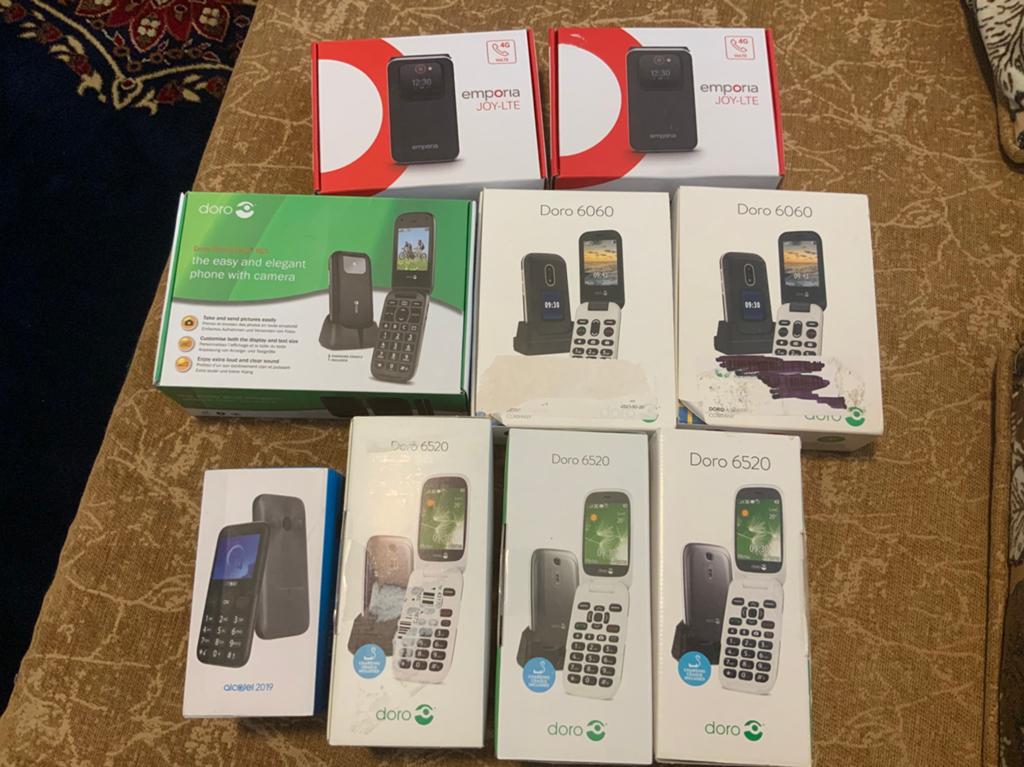 9 Seniorentelefoons: Doro, Emporia, 35 per stuk, Telecommunicatie, Mobiele telefoons | Overige merken, Inklapmodel, Ophalen of Verzenden