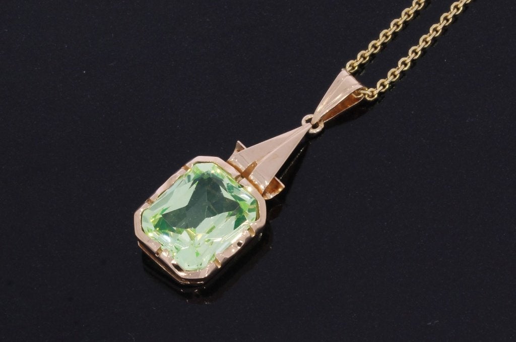 Spinel 14k gouden ketting hanger vintage dames retro, Voordeelsieraden, Verzenden, Zo goed als nieuw, Met edelsteen