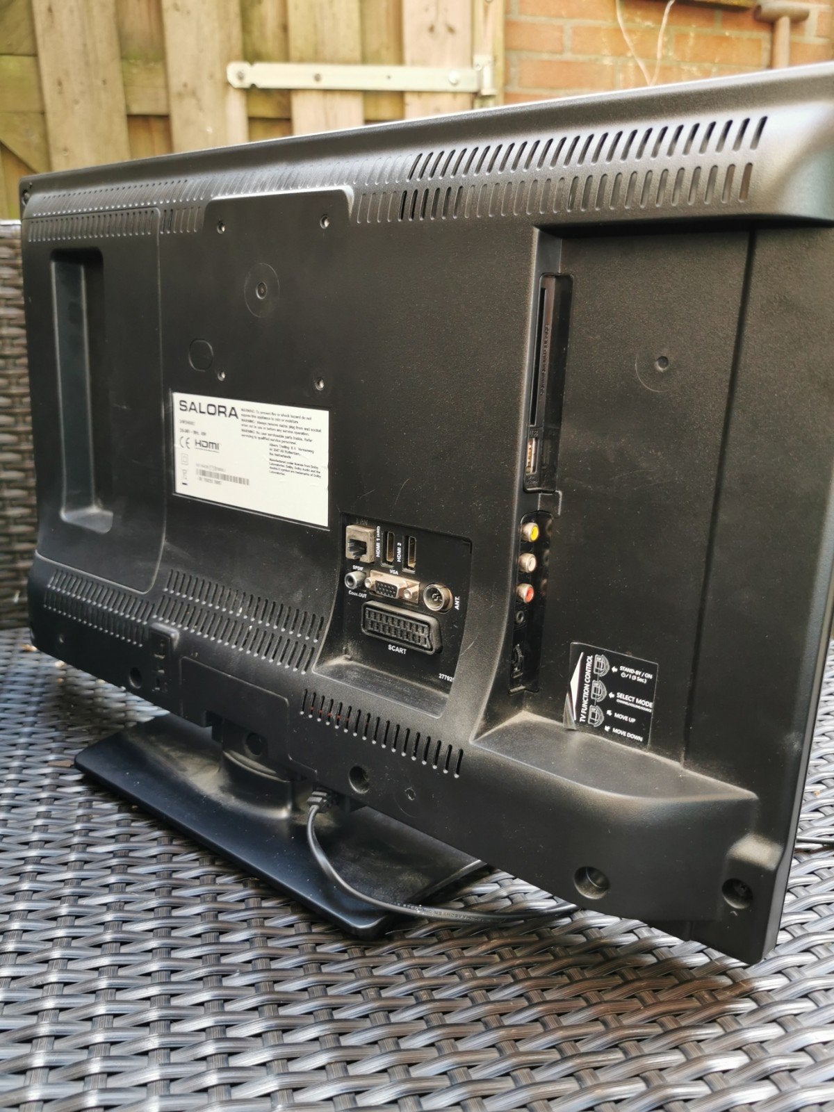 Salora 24WSH6002 TV - Compact en Functioneel, Ophalen, Gebruikt, 60 tot 80 cm, Overige merken