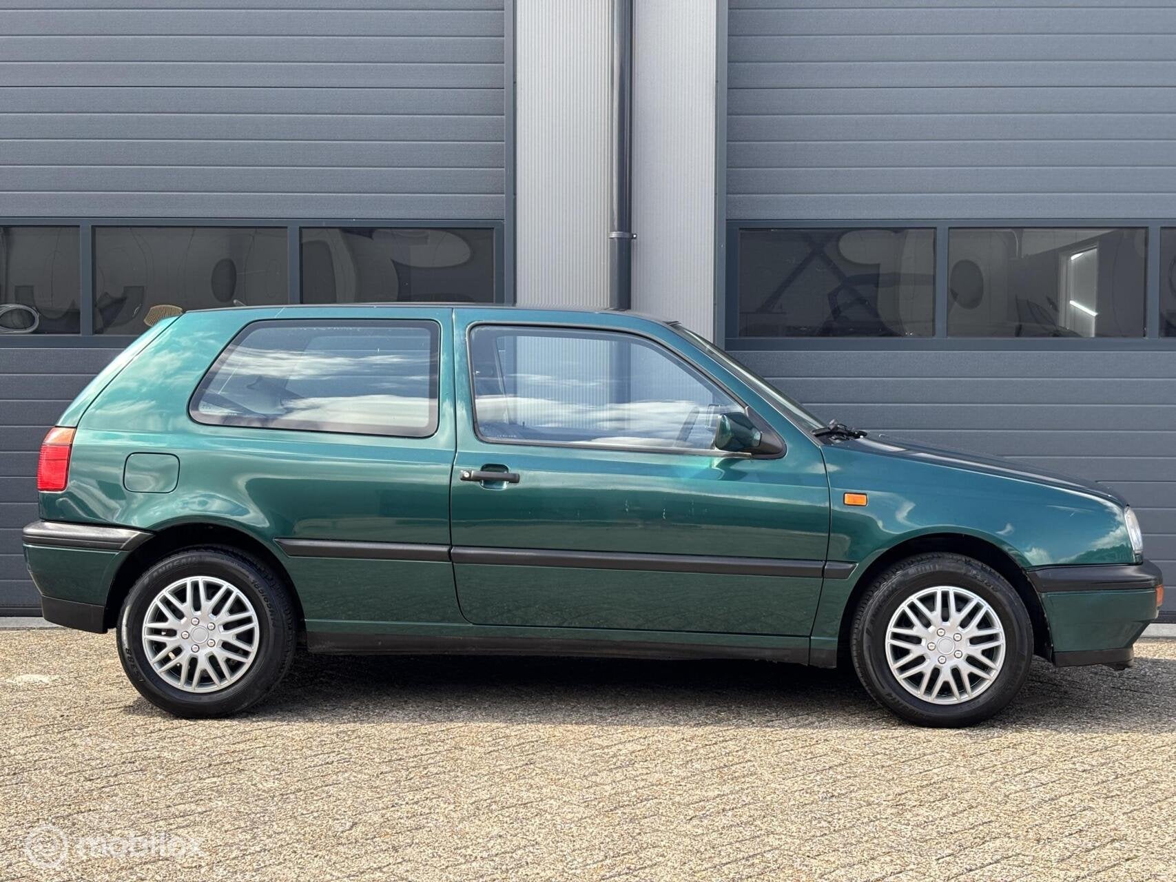 Volkswagen Golf 1.6 GL Uitvoering // 159.Dkm Nap, Voorwielaandrijving, 40 €/maand, 4 cilinders, 979 kg