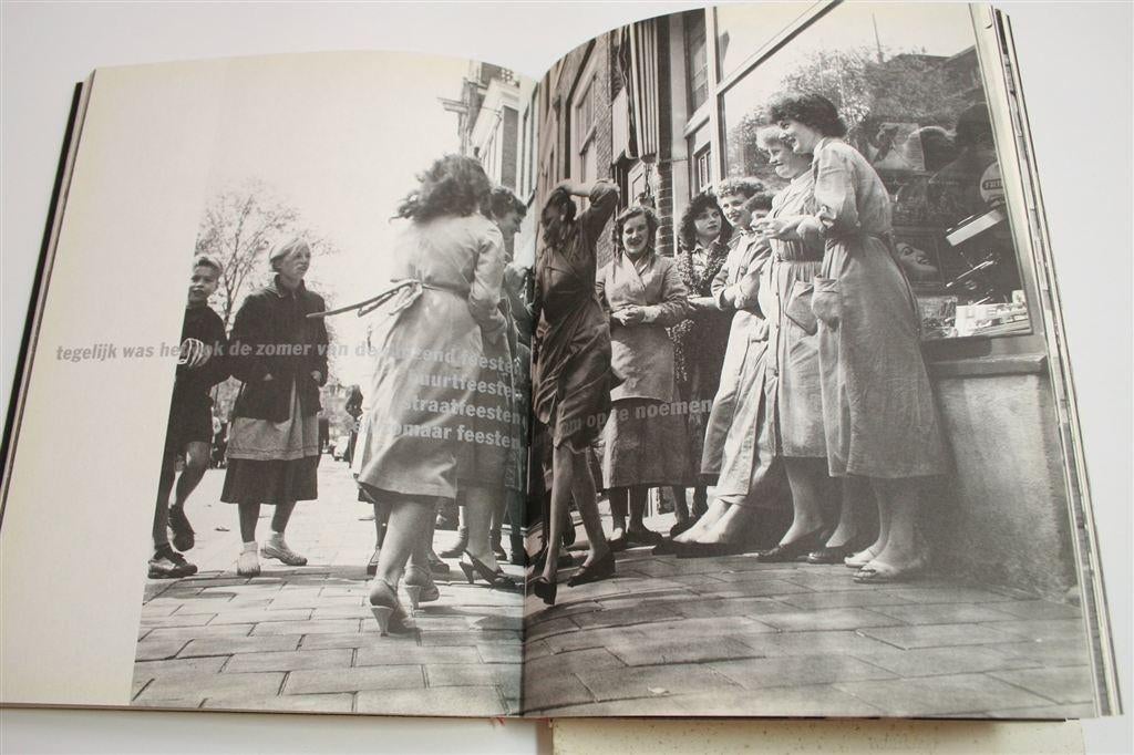 Omkeerboek van Geert Mak — Amsterdam op Steen & Zilver, Boeken, Ophalen of Verzenden, Gelezen