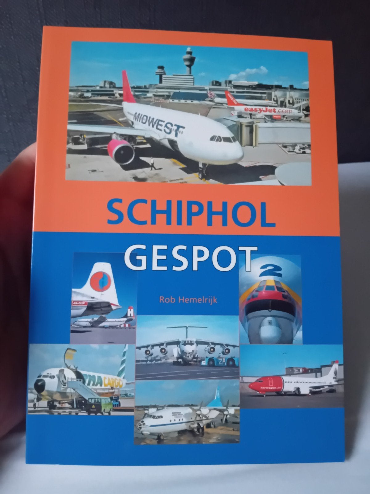 R. Hemelrijk - Schiphol gespot, Boeken, Ophalen of Verzenden, Zo goed als nieuw, R. Hemelrijk