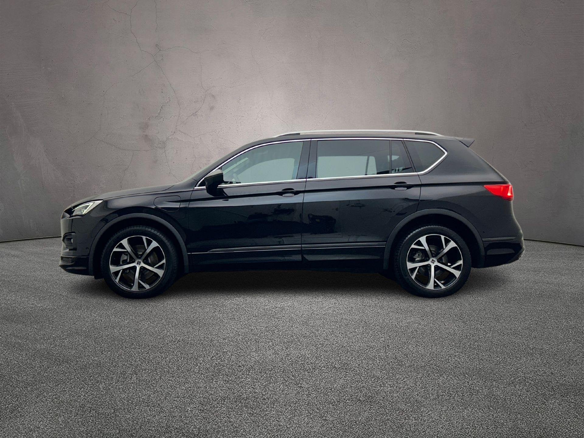 SEAT Tarraco 1.4 TSI e-Hybrid PHEV FR 245pk DSG Automaat, Pa, Auto's, Stof, 4 cilinders, Zwart, Hybride Elektrisch/Benzine