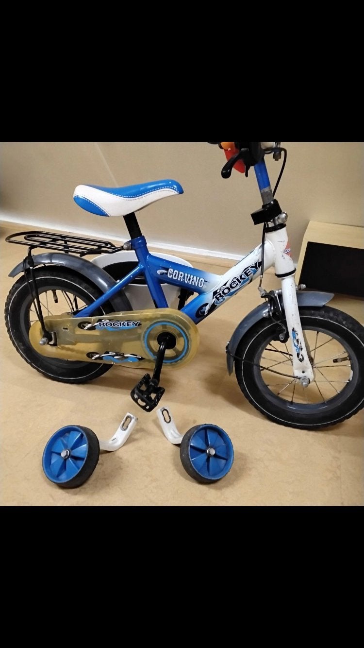 Kinderfiets Corvino Hockey met zijwieltjes, Fietsen en Brommers, Fietsen | Kinderfietsjes, Ophalen, Terugtraprem, Zijwieltjes