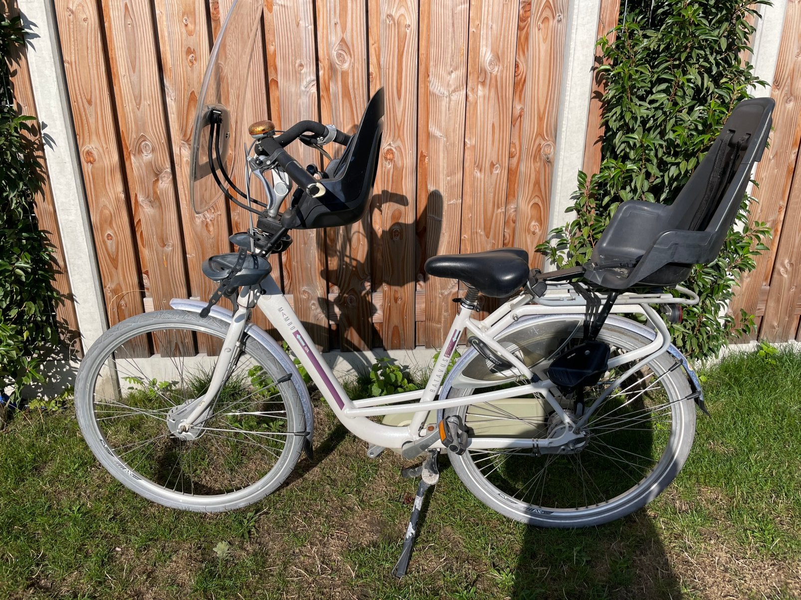 Batavus Mambo mamafiets (om op te knappen), Fietsen en Brommers, Fietsen | Dames | Moederfietsen, Ophalen, 2 zitjes, Gebruikt