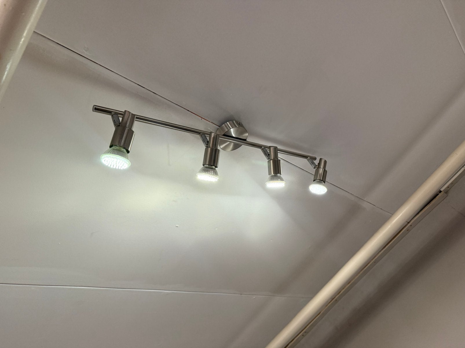 Plafondlampen plafond spots spot 47 stuks met led lampen, Spot, Opbouwspot, Spots, Ophalen of Verzenden
