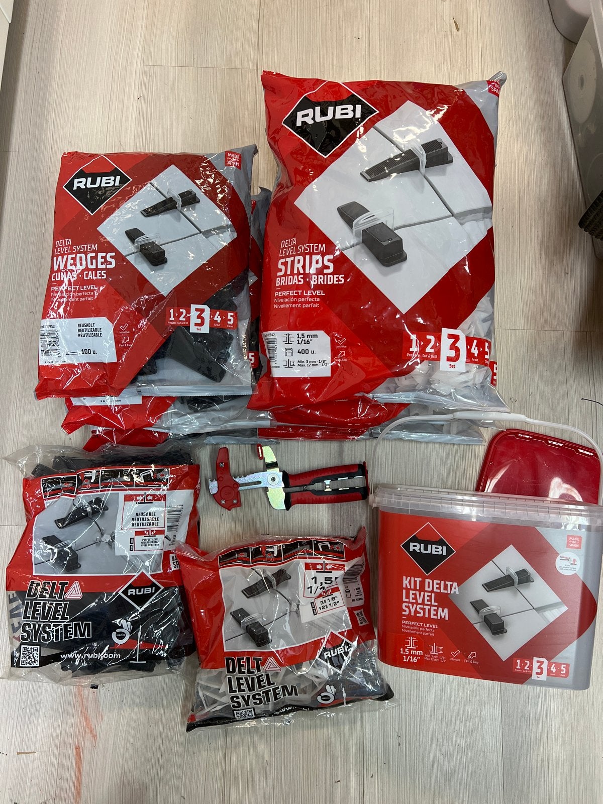 Rubi Delta Level Systeem 1,5 mm leveling nieuw 1700 clips, Doe-het-zelf en Verbouw, Tegels, Overige typen, Nieuw, 10 m² of meer