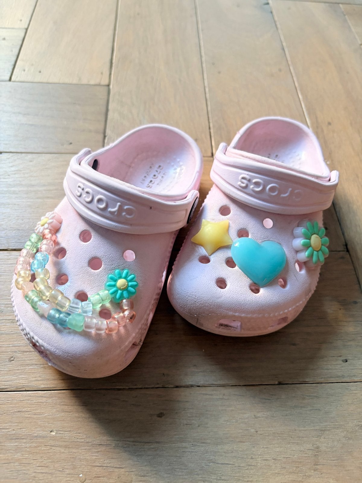 Roze Crocs voor meisjes, maat C7 (ongeveer maat 23/24), Ophalen of Verzenden, Gebruikt, Meisje, Schoenen