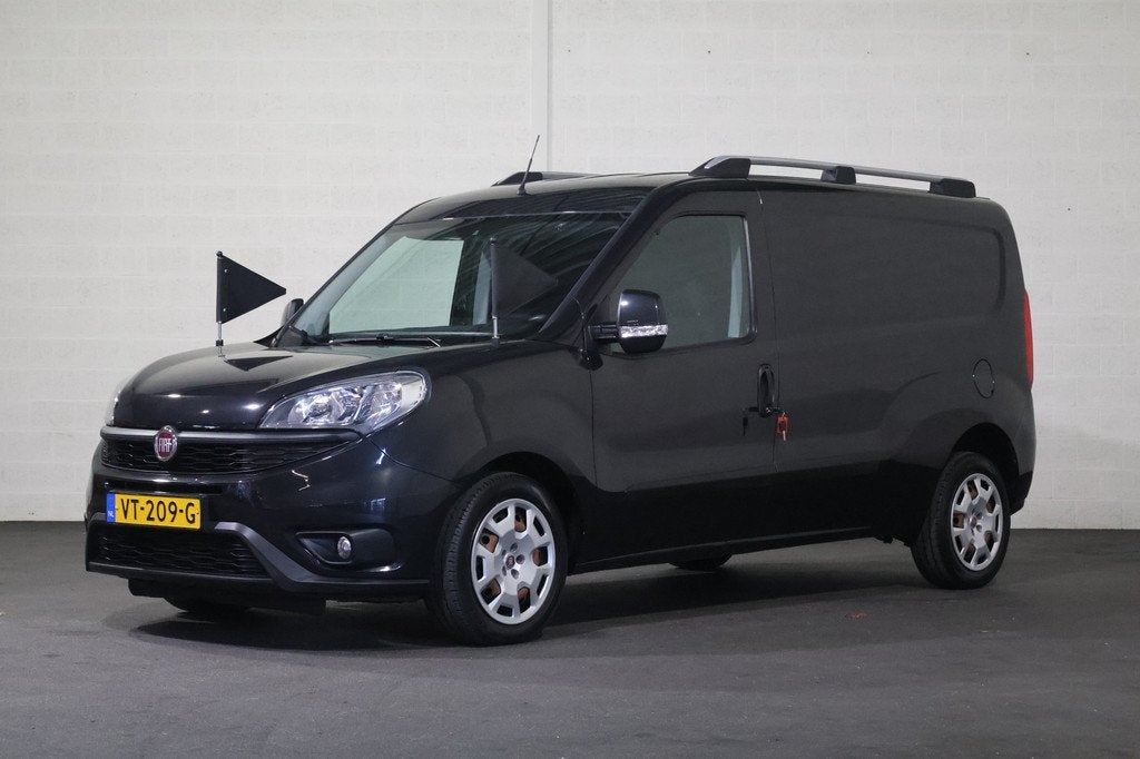 Fiat Doblò Cargo 1.6 MJ L2 H1 Maxi Materiaalwagen + 1 Kist, Auto's, Voorwielaandrijving, Euro 5, Gebruikt, 4 cilinders