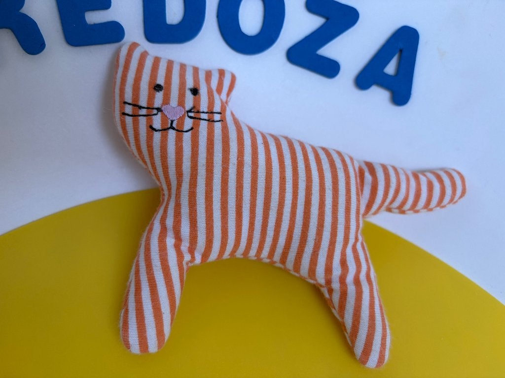 K3139 ikea poes poesje oranje gestreept, Ophalen of Verzenden, Zo goed als nieuw, Overige typen