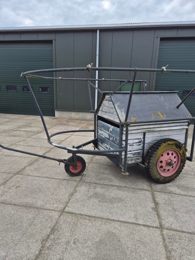Melkmachine/kippenhok, 100 liter of meer, Ophalen of Verzenden, Transportkar