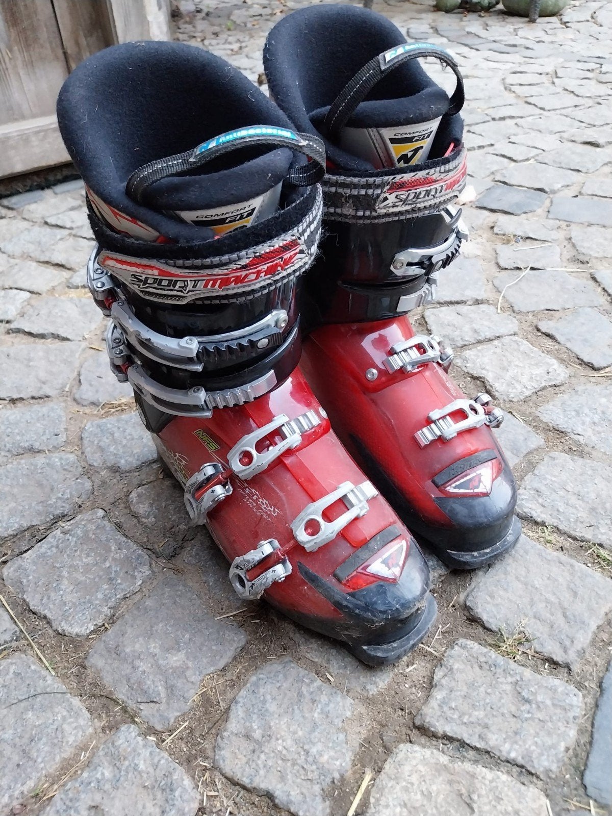 Nordica Sportmachine skischoenen - rood/zwart, Ophalen, 160 tot 180 cm, Gebruikt, Schoenen