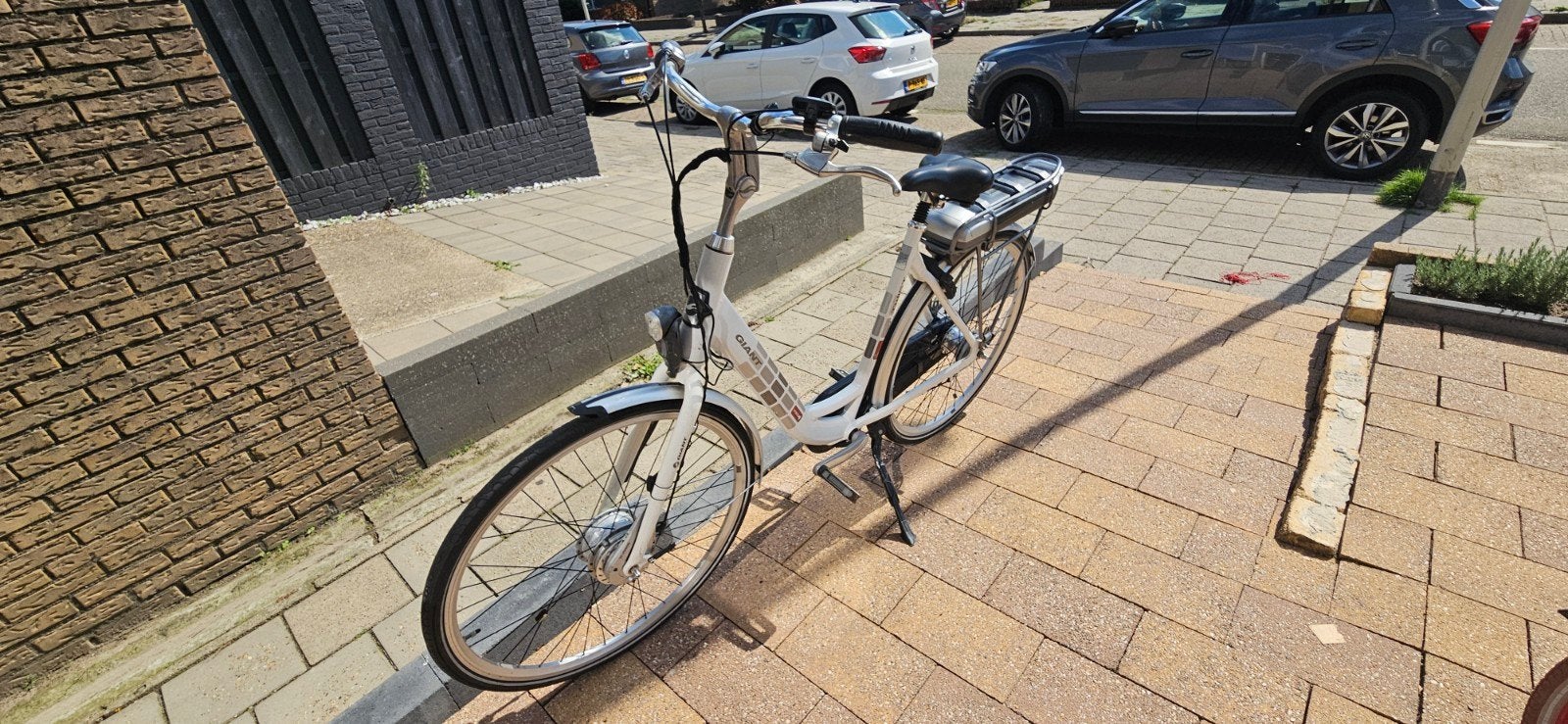 Giant Hybrid elektrische fiets - 28 inch, 51 cm, 7 versn., Fietsen en Brommers, Ophalen, Gebruikt, Giant, 51 tot 55 cm