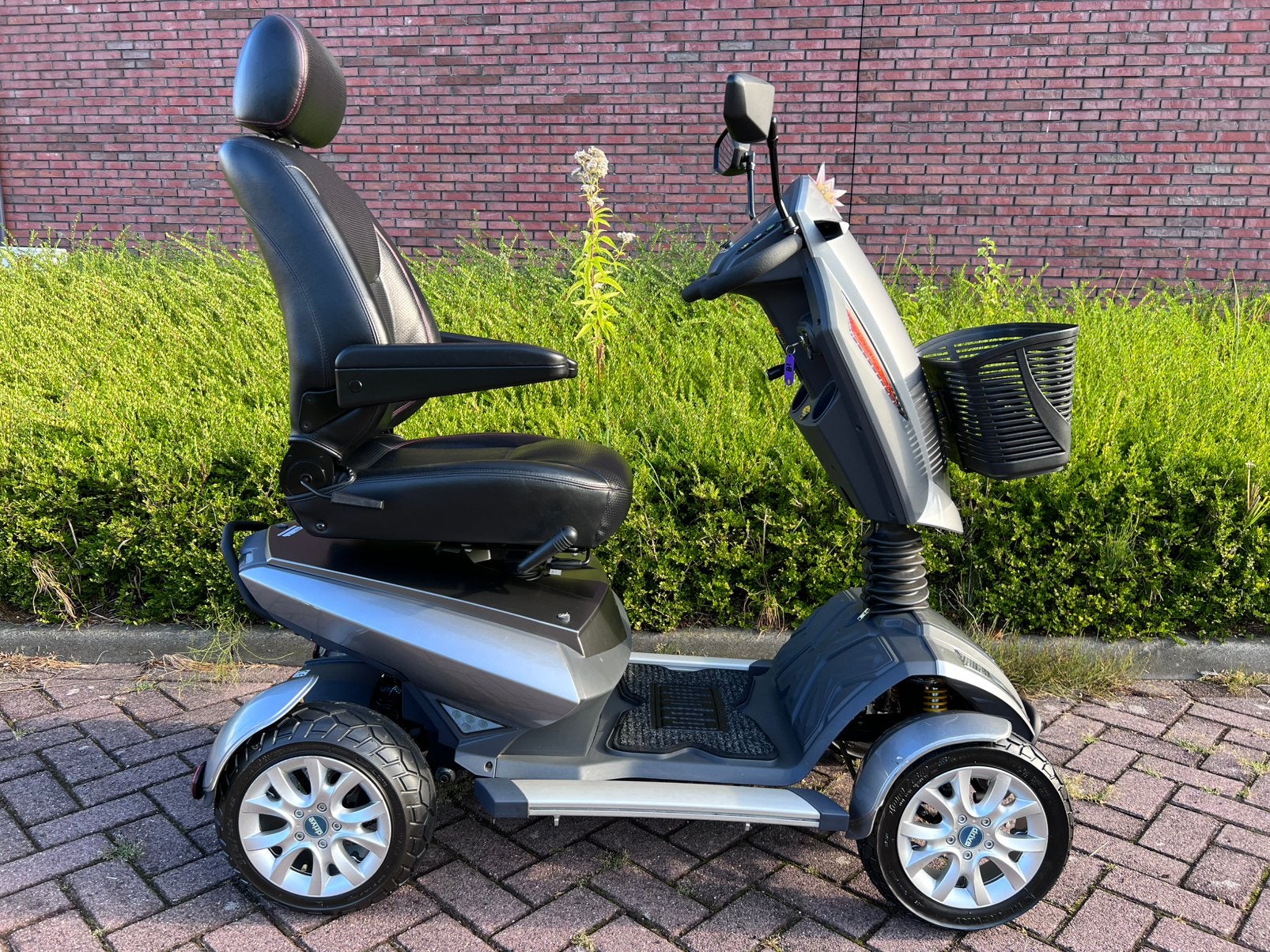 Scootmobiel 4-wiel zeer sportief, Drive Santis, 1e eigenaar, Diversen, Brommobielen en Scootmobielen, Ophalen, Gebruikt, Drive