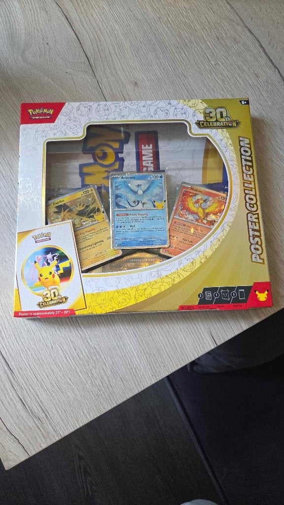 Pokemon 30th Celebration Poster Collection, Ophalen of Verzenden, Nieuw
