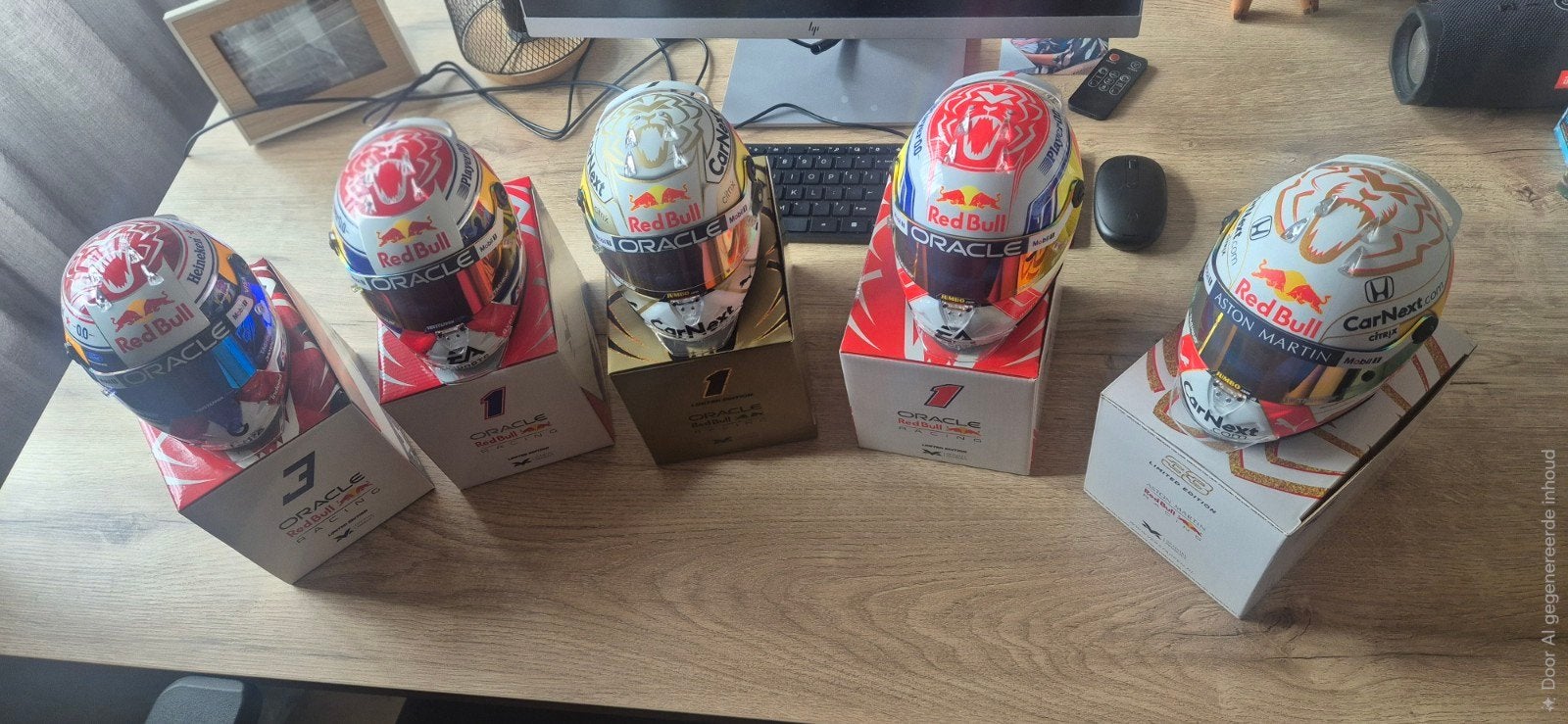 Max Verstappen helmen seisoen 2020/2022/2023/2024/2026 1:2, Ophalen of Verzenden, Nieuw, Formule 1