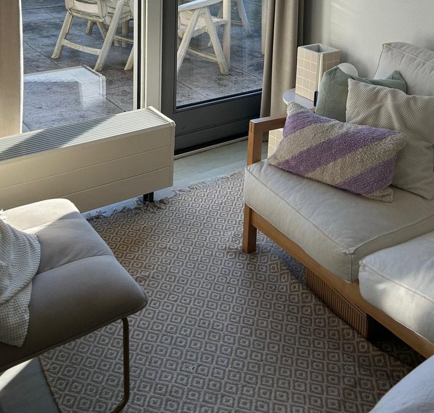 Vloerkleed geel beige, Huizen en Kamers
