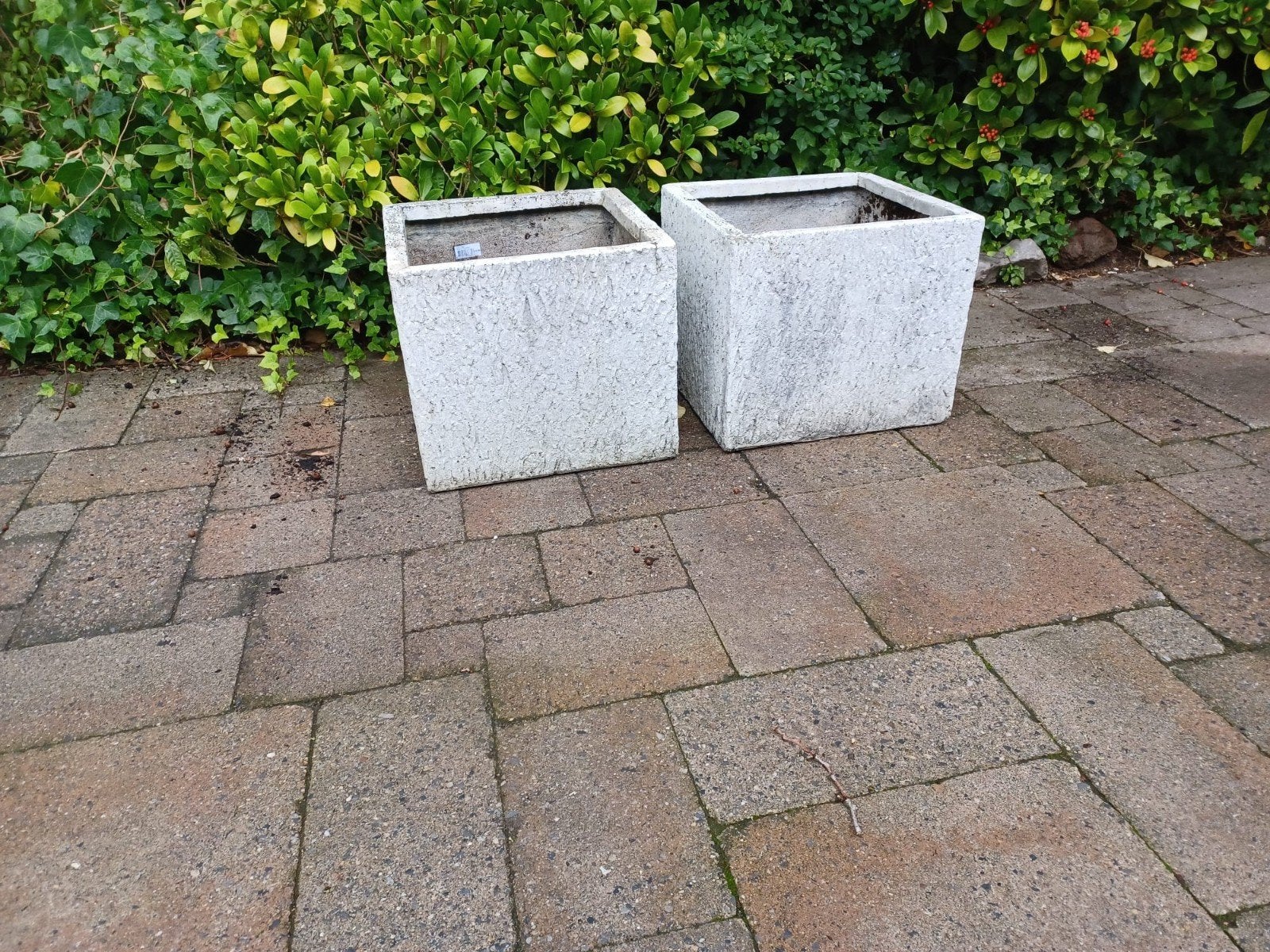 Set van 2 robuuste vierkante bloembakken van beton, Tuin en Terras, Ophalen, Kunststof, Gebruikt, Minder dan 60 cm