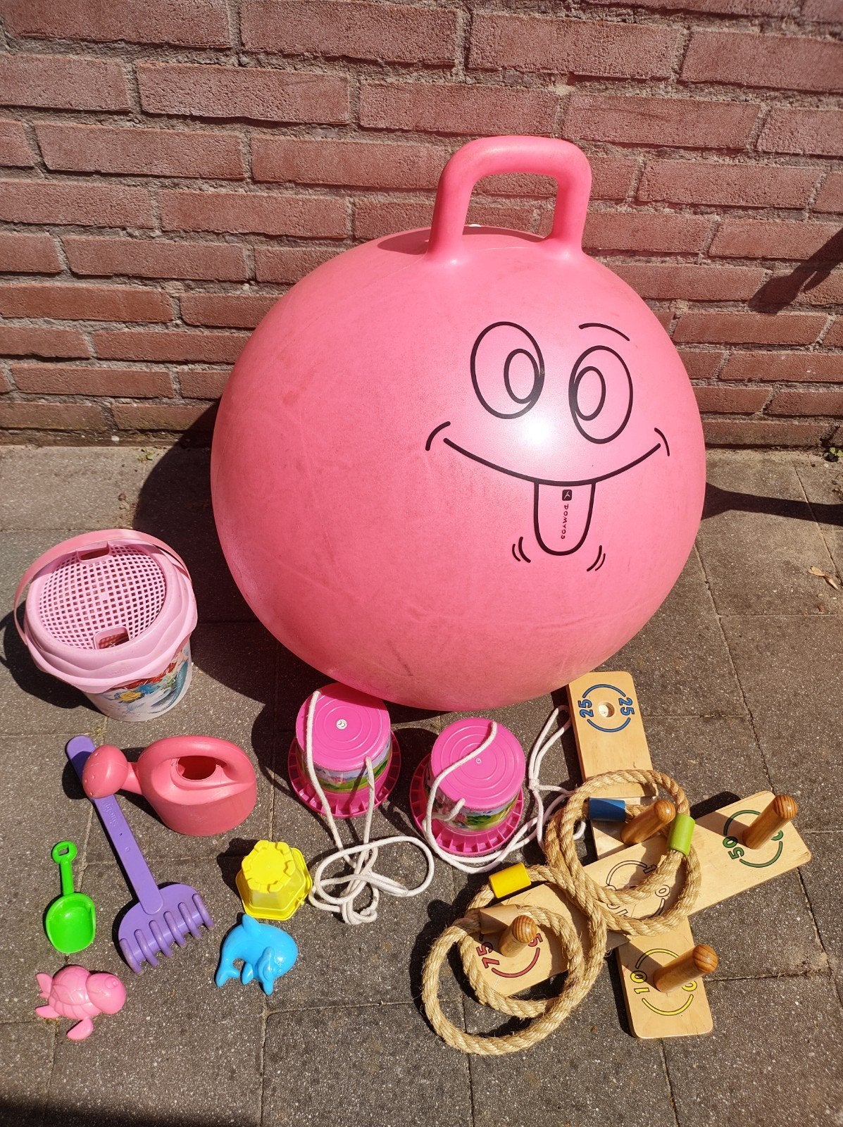 Buitenspeelgoed meisje | Strandset | Skippy bal | klossen, Ophalen of Verzenden, Gebruikt