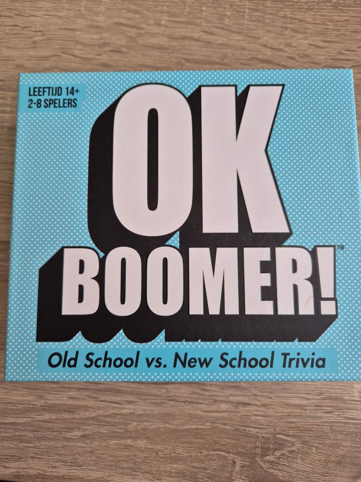 OK Boomer! Old School vs. New School Trivia Gezelschapsspel, Een of twee spelers, Ophalen, Zo goed als nieuw, Goliath