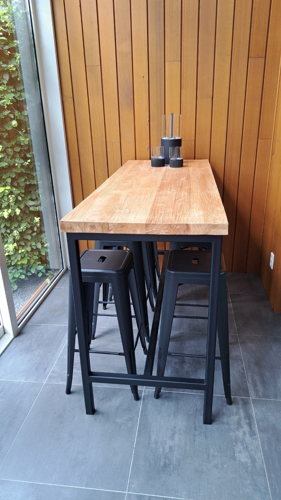 Teak Bartafel met 6 Zwarte Metalen Krukken - Nette Staat, Ophalen, 60 tot 90 cm, Hout, Gebruikt