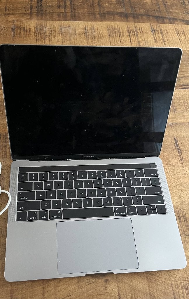 Apple Laptop MacBook Pro 2016 for Sale - Screen Needs a Fix, Computers en Software, Gebruikt, 256 GB, 2 tot 3 Ghz, Qwerty