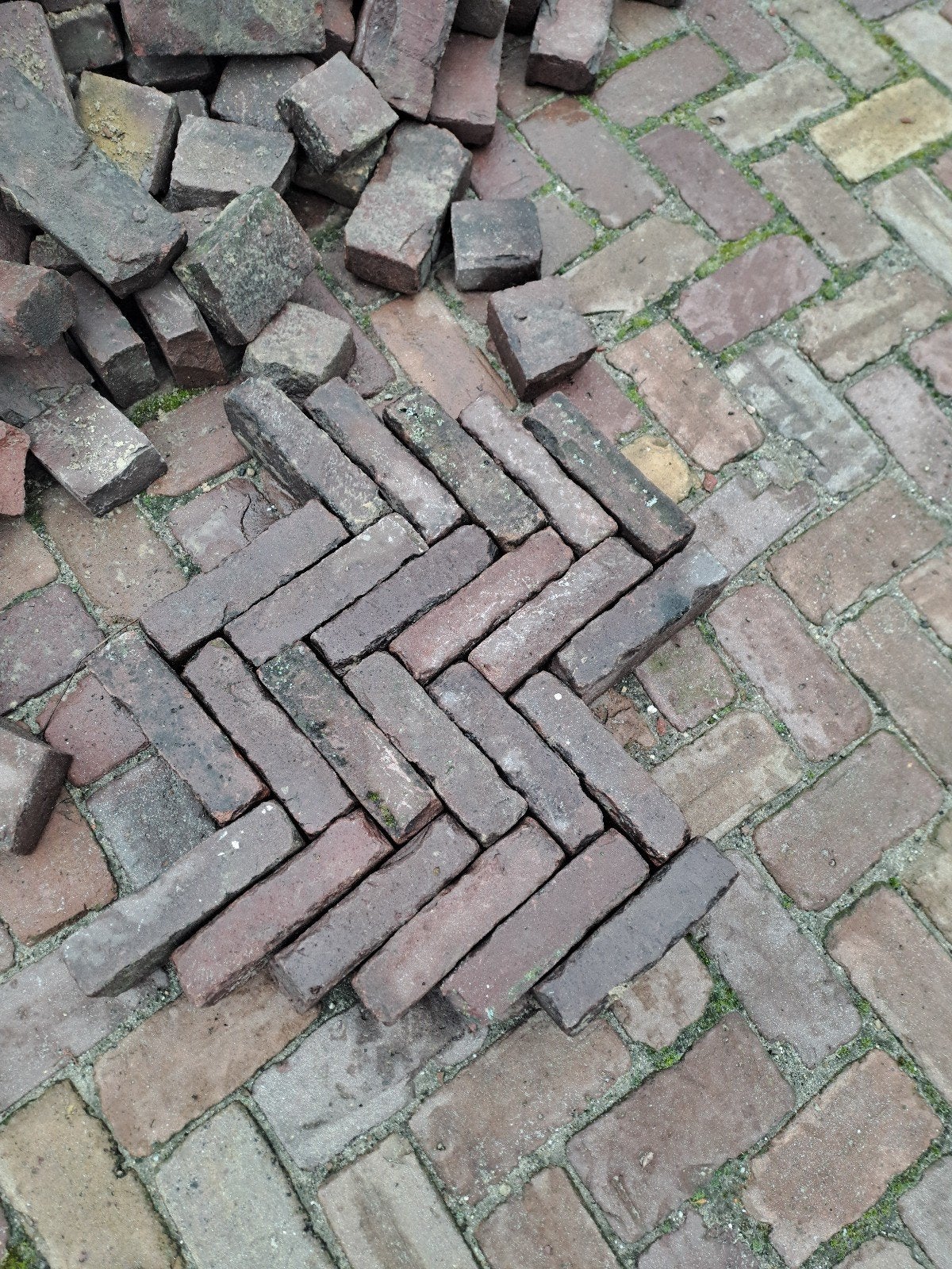 Oude waaltjes waalformaten gebakken klinkers, Ophalen of Verzenden, Klinkers