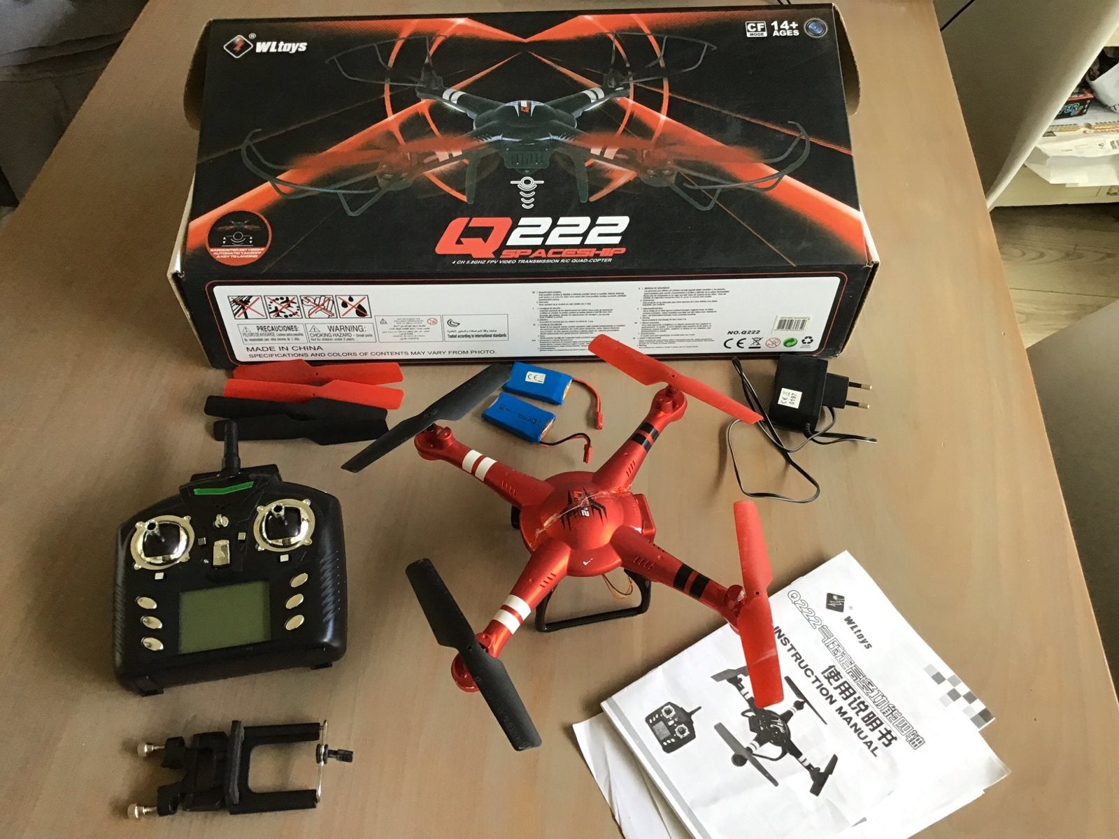 Drone WLtoys Q222 Spaceship met extra batterij, Gebruikt, Basiskwaliteit, Extra accu('s), Overige merken