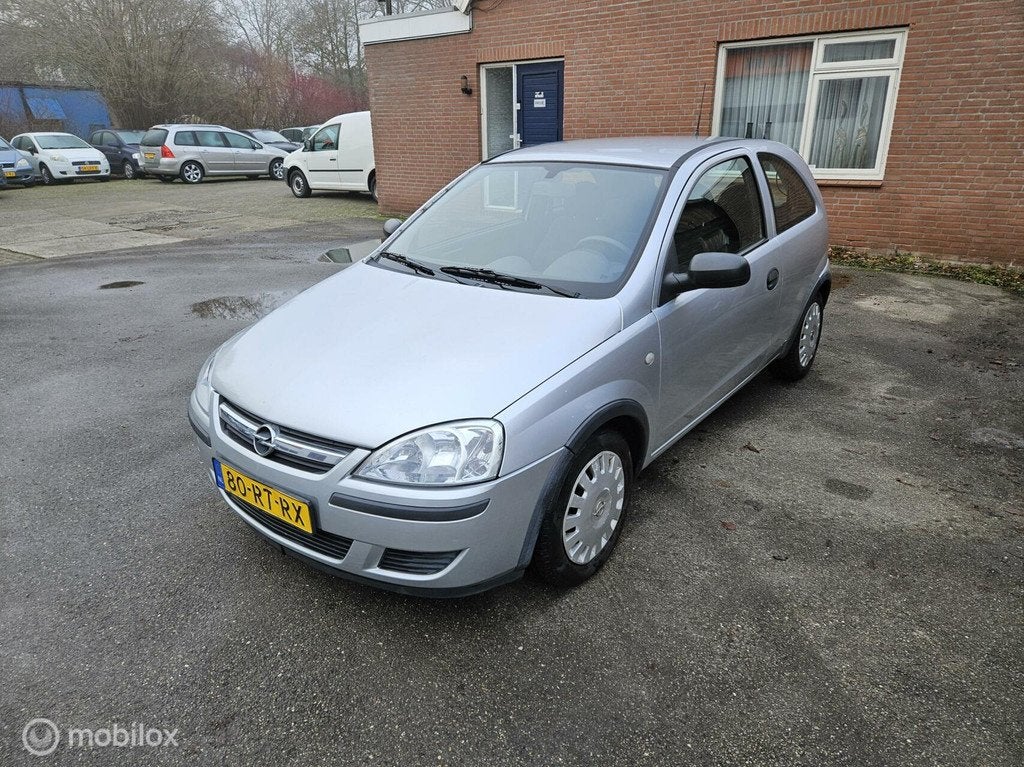 Opel Corsa 1.2-16V Rhythm, Auto's, Voorwielaandrijving, 450 kg, Gebruikt, 31 €/maand