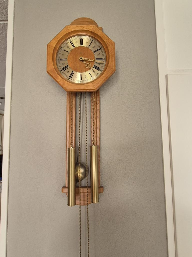 Te koop blank eiken klok, Huis en Inrichting, Woonaccessoires | Klokken, Ophalen, Zo goed als nieuw, Wandklok
