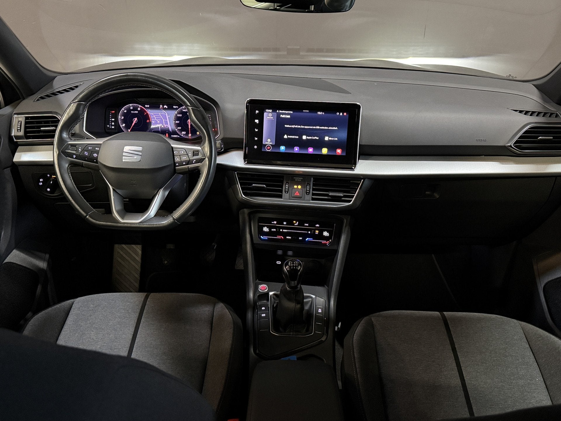 SEAT Tarraco 1.5 TSI Style Business Intense | Trekhaak | Cam, Voorwielaandrijving, Stof, 4 cilinders, 150 pk