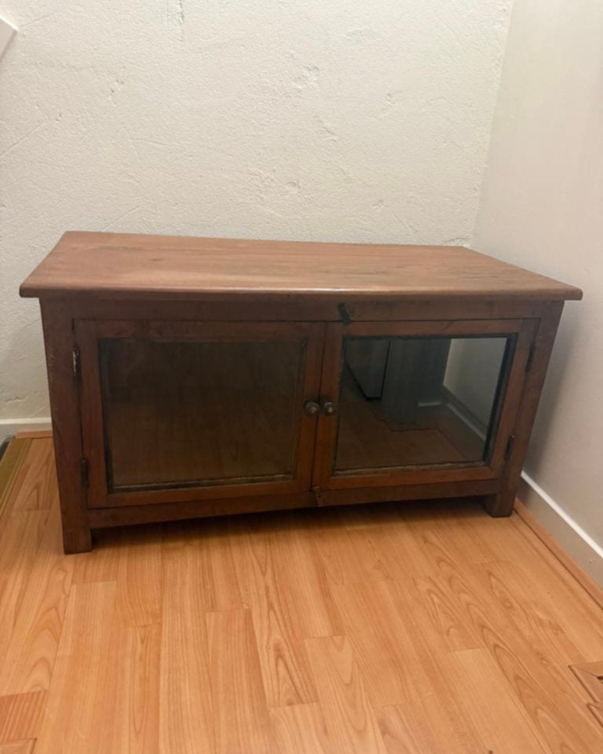 Oud Indisch vitrine kastje / toonbank vitrine!, Ophalen