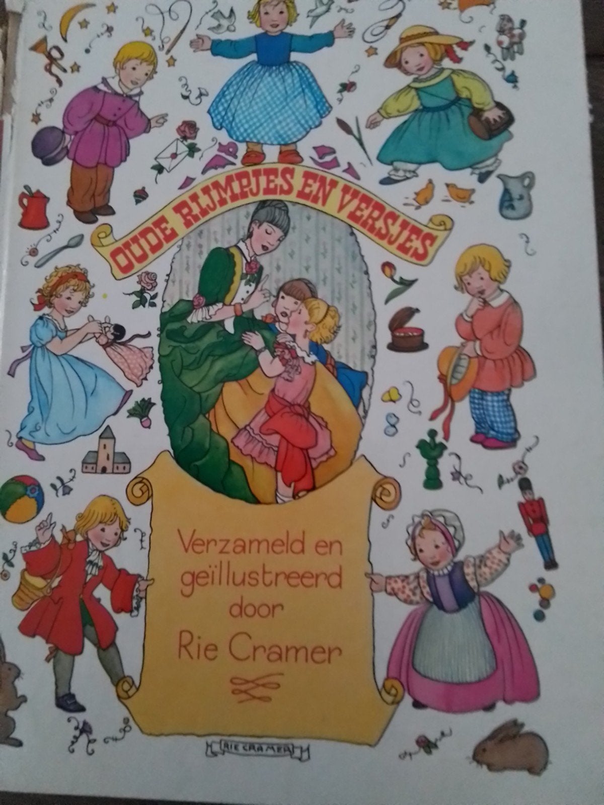 Oude Rijmpjes en Versjes - Rie Cramer (licht beschadigd), Ophalen, Gelezen, Rie Cramer, Sprookjes