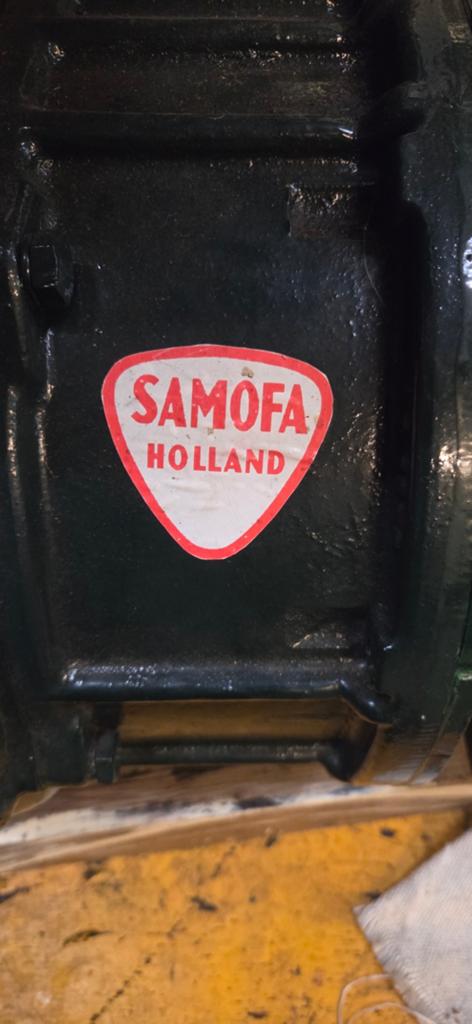 Zware Samofa motor met aggregaat - Diesel, Ophalen, Gebruikt