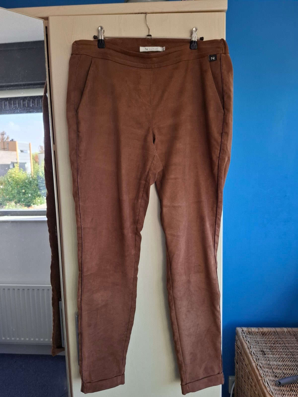 nukus broek maat XL bruin suède achtig, Bruin, Maat 46/48 (XL) of groter, Ophalen of Verzenden, Zo goed als nieuw