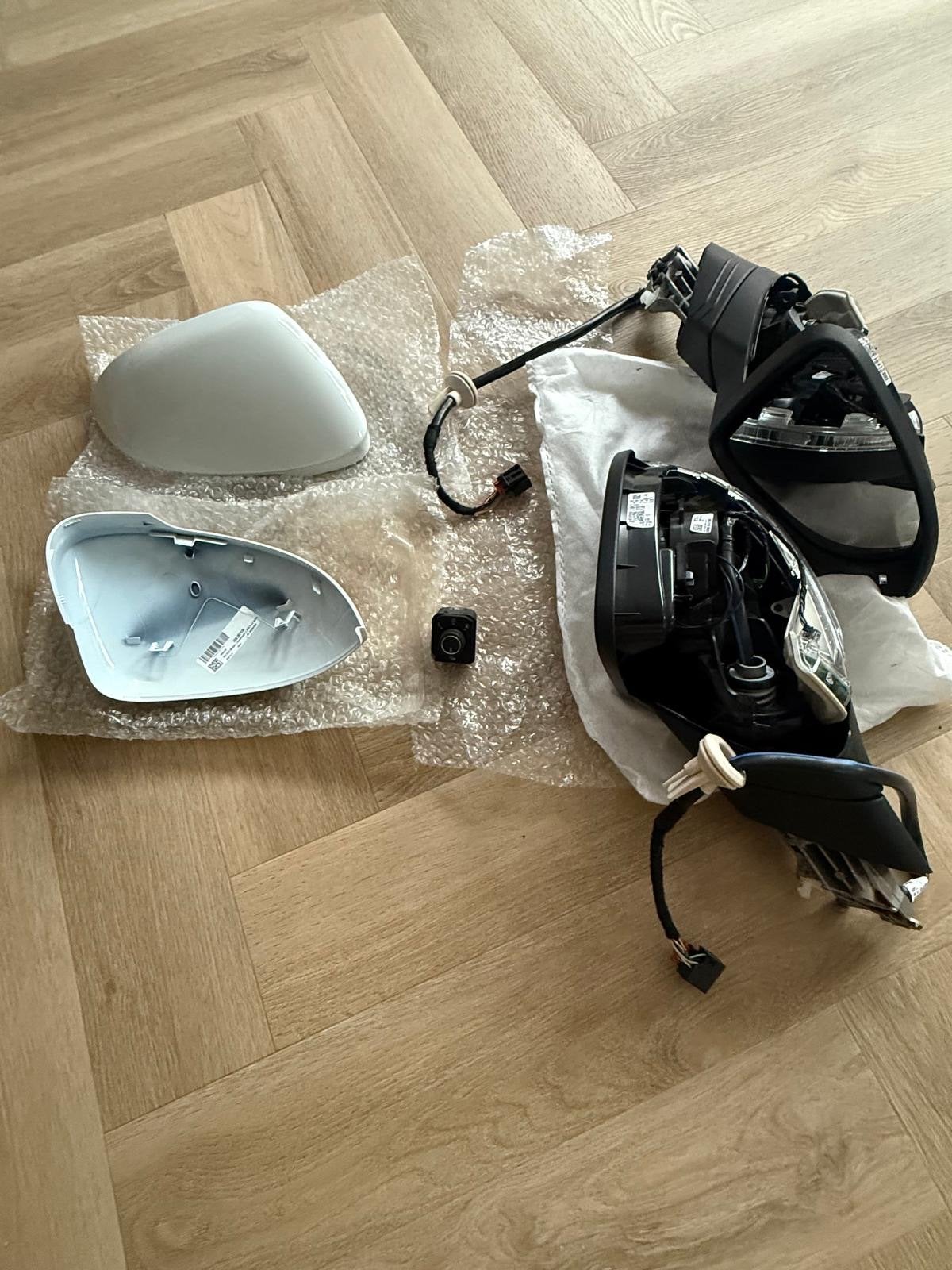 Originele Volkswagen Golf 8 buitenspiegels+spiegelschakelaar, Ophalen, Nieuw, Volkswagen