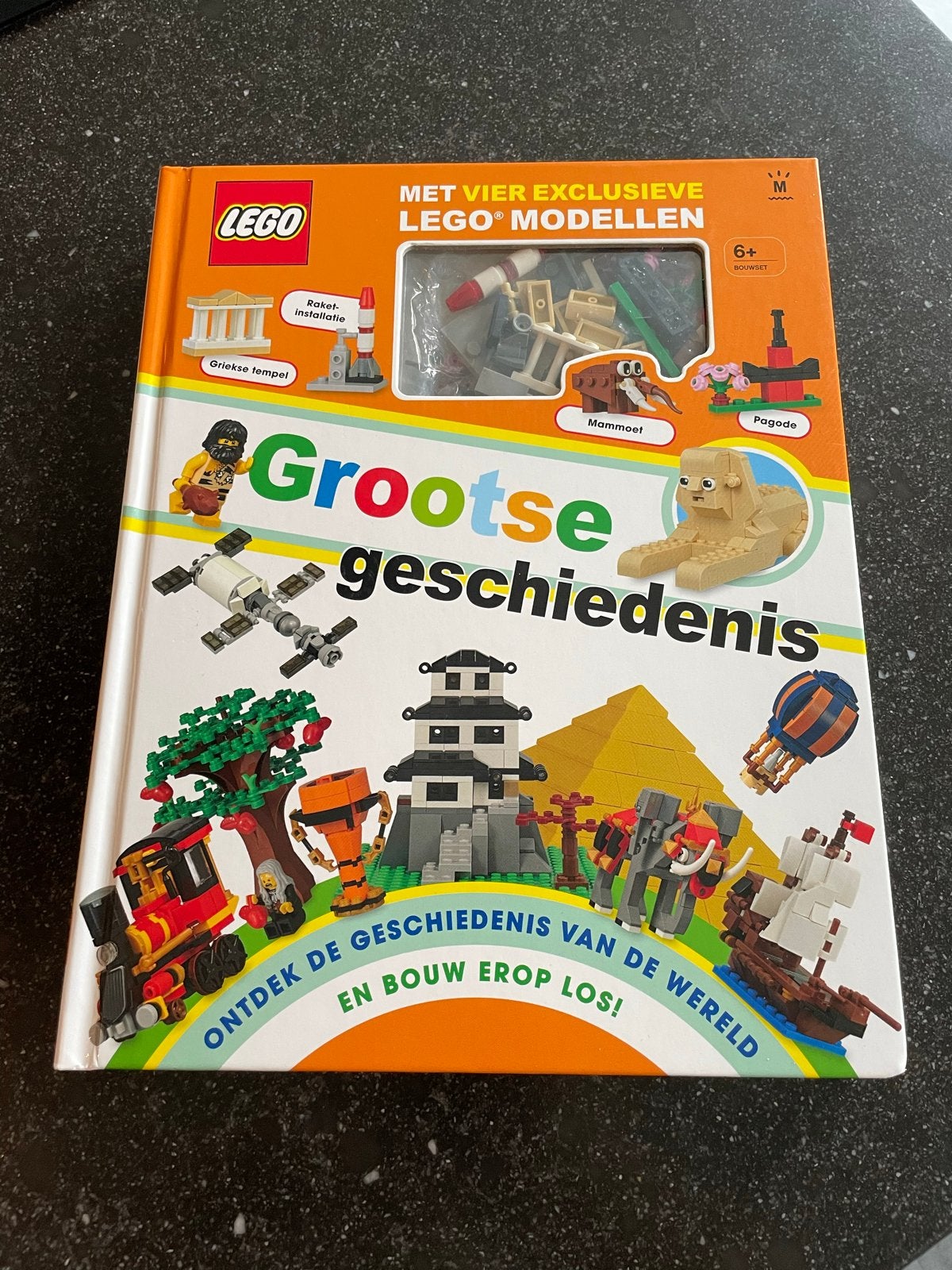 LEGO Grootste Geschiedenis Boek (compleet), Ophalen of Verzenden, Zo goed als nieuw, Overige merken