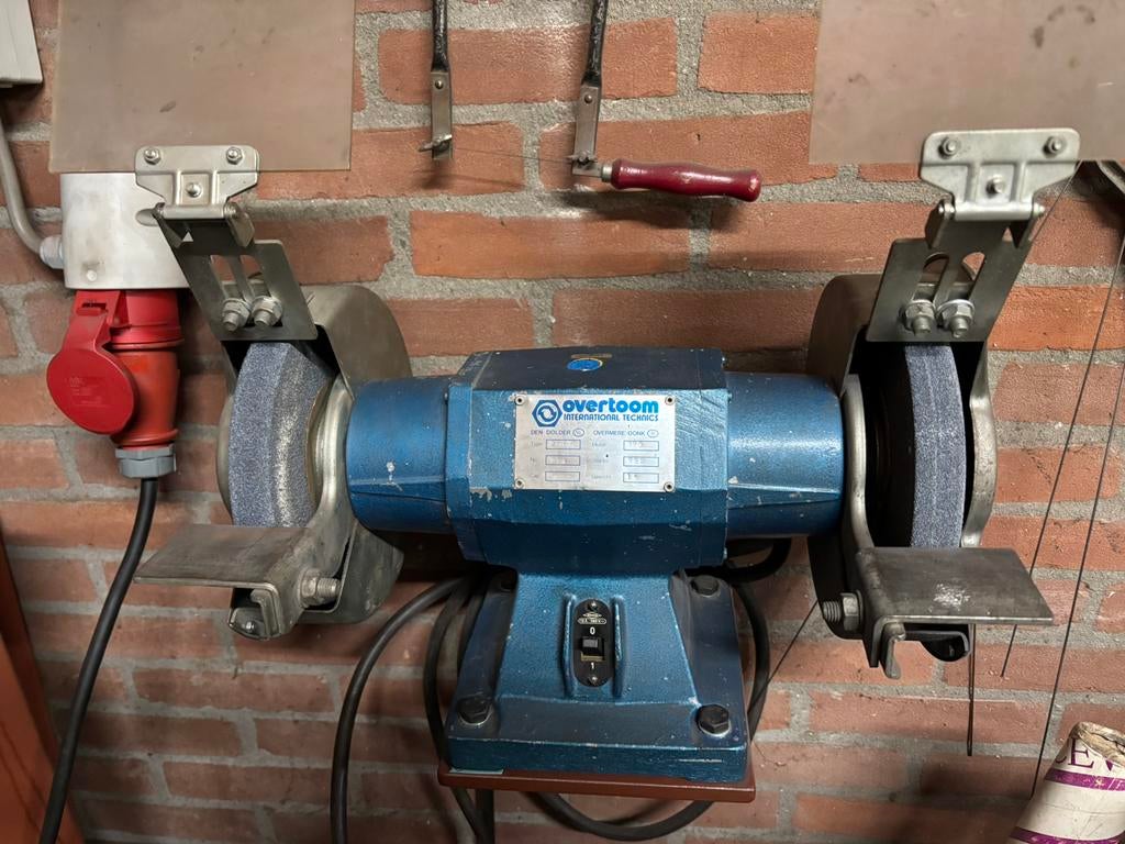 Slijpmachine slijpkop, Ophalen, Zo goed als nieuw, Minder dan 700 watt, Werkbankslijpmachine
