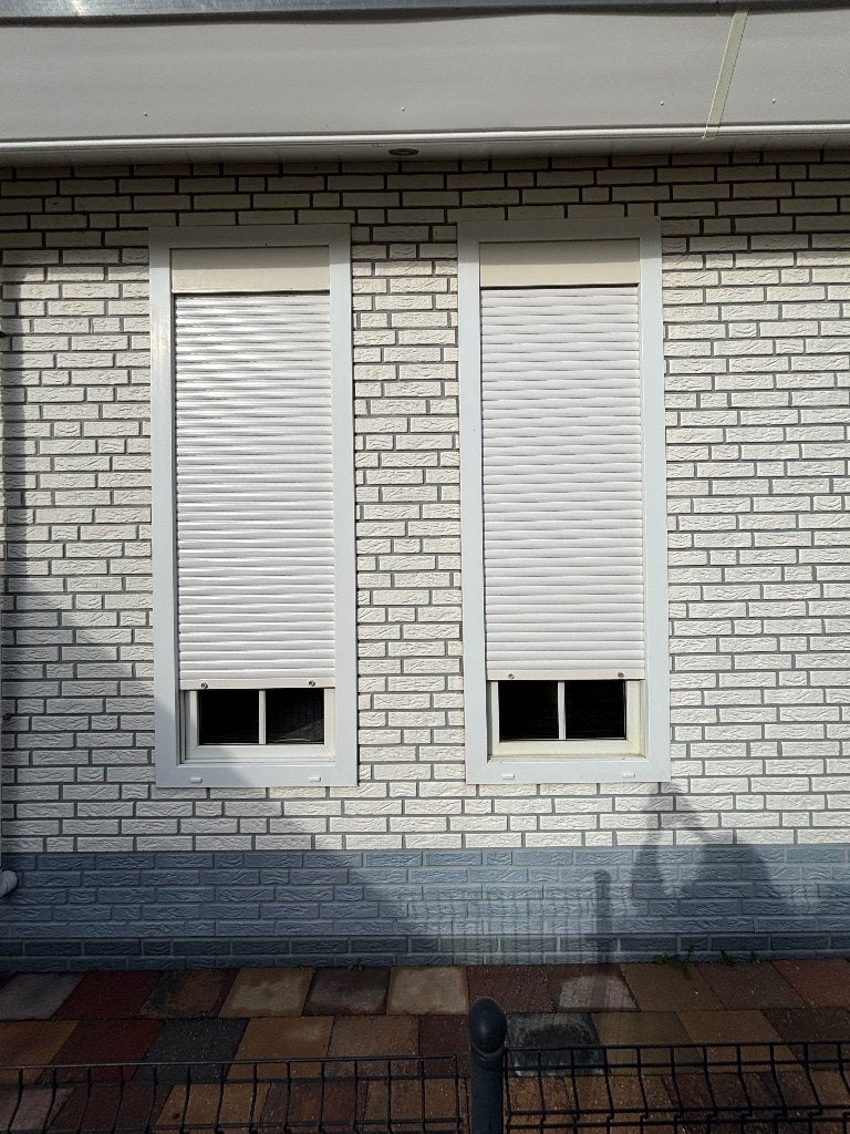 2 Kunstof kozijnen, Kunststof, Raamkozijn, Inclusief glas, 75 tot 150 cm
