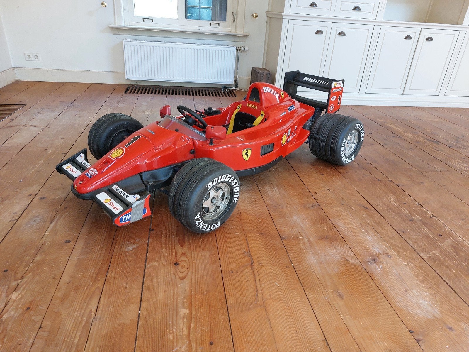 FERRARI FORMULE 1  VINTAGE   ,90, Verzamelen, Automerken, Motoren en Formule 1, Ophalen, Gebruikt, Formule 1