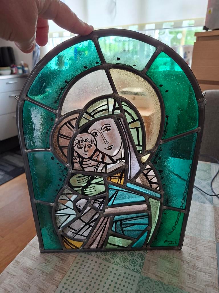 Glas-in-lood Maria met kind, gesigneerd, Antiek en Kunst, Ophalen of Verzenden