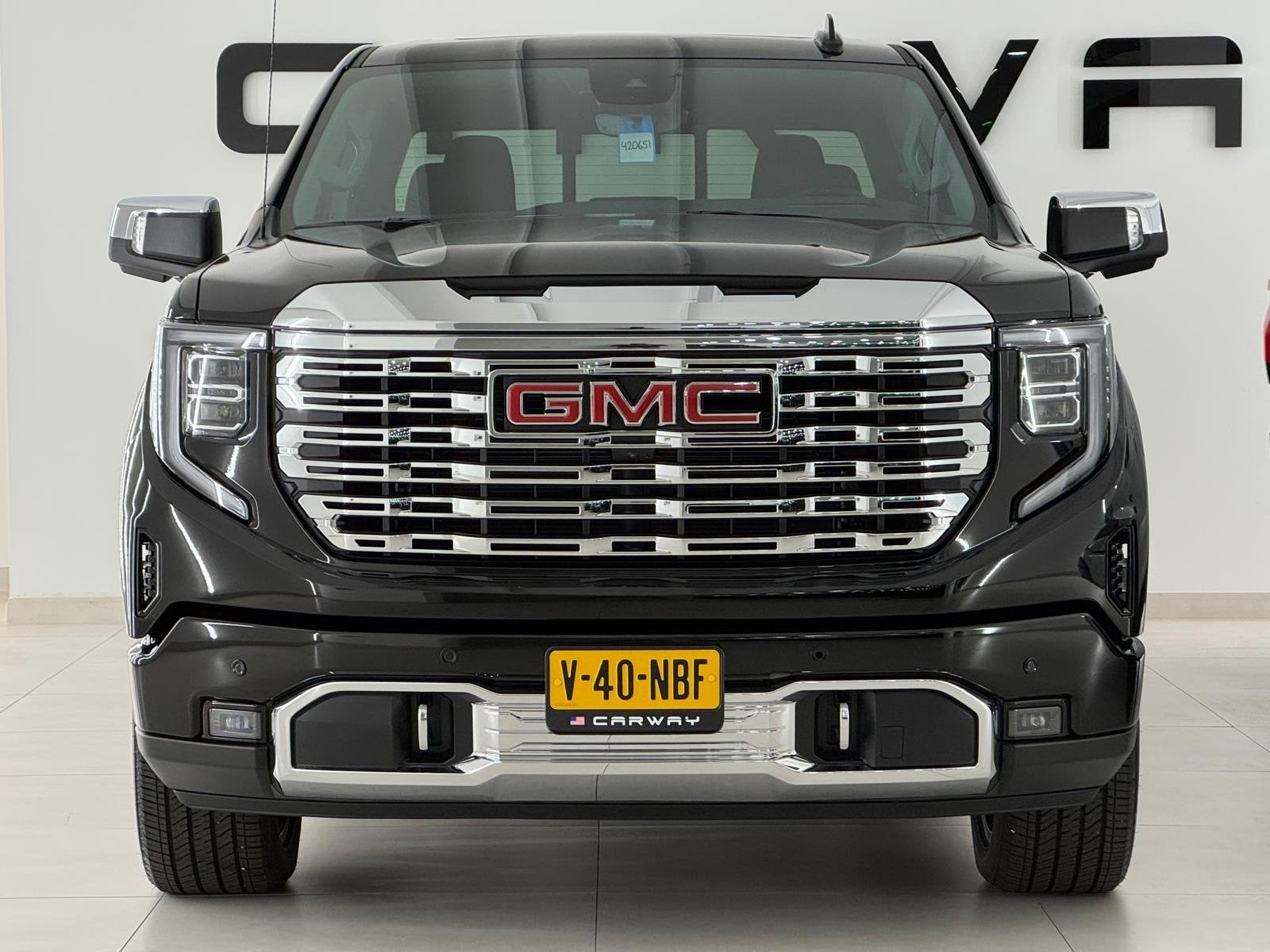 GMC Sierra 6.2 V8 DENALI (bj 2024), Auto's, Automaat, Gebruikt, Automatische klimaatregeling, 426 pk