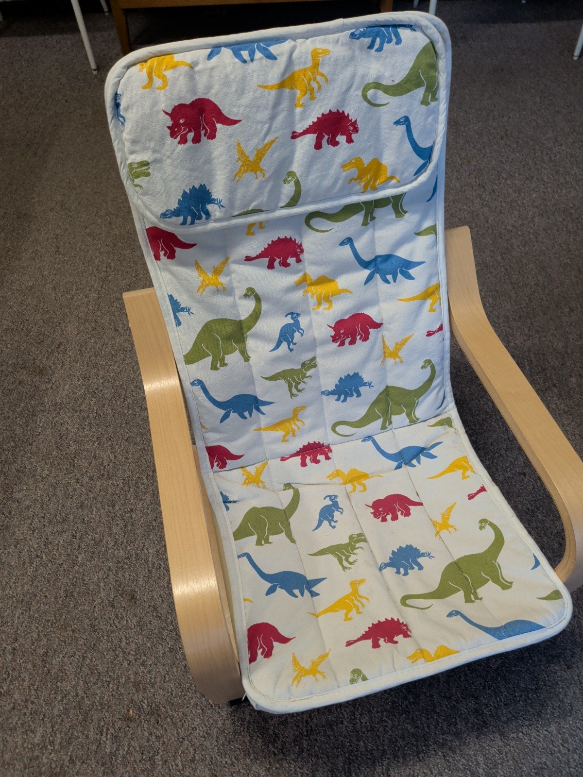 IKEA POÄNG Kinderstoel met Dinosaurus Kussen GRATIS afhalen, Ophalen, Gebruikt, Overige typen