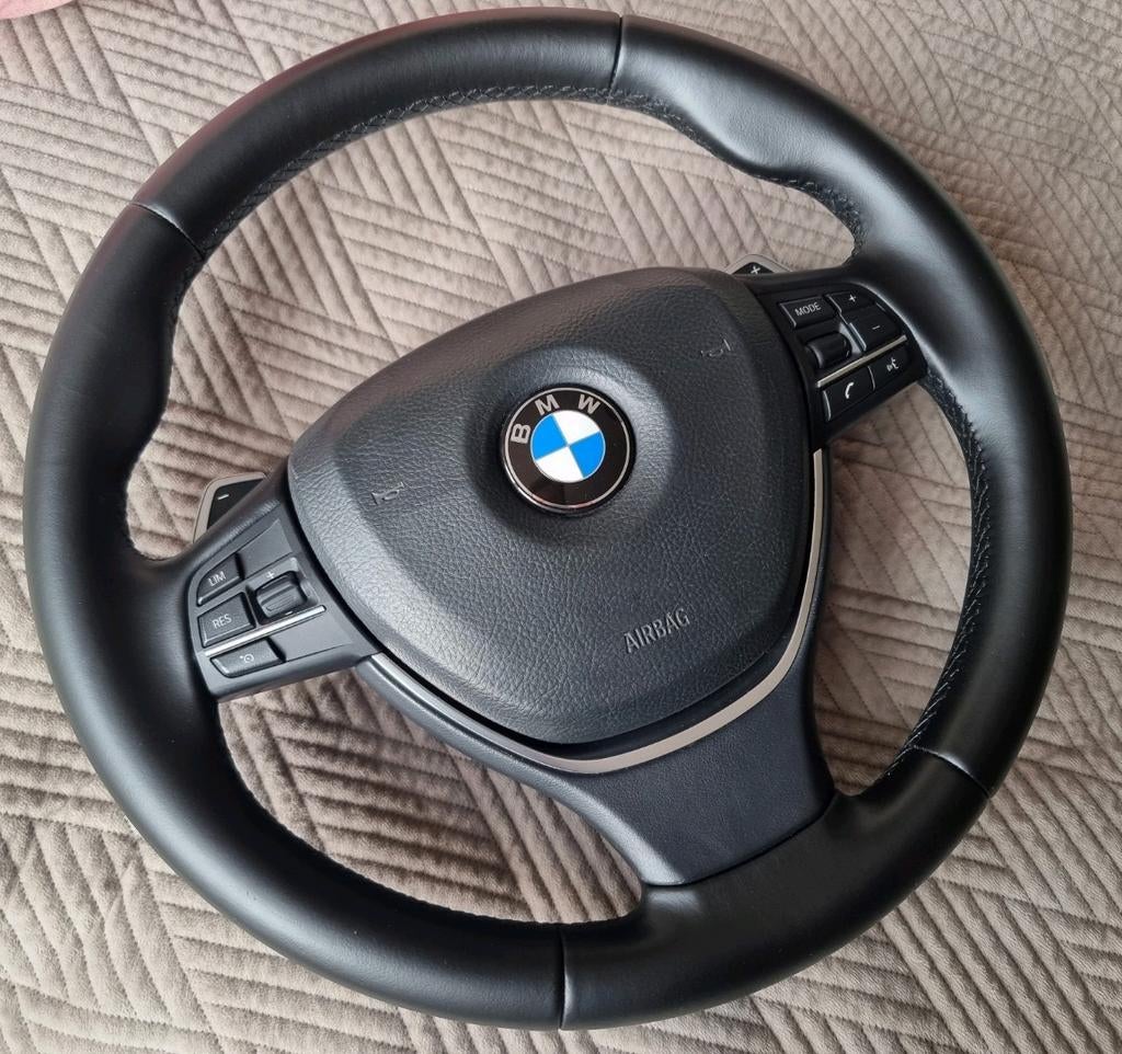 BMW F10 en F11 5 serie lederen sport stuur met flippers, Auto-onderdelen, Ophalen of Verzenden, BMW