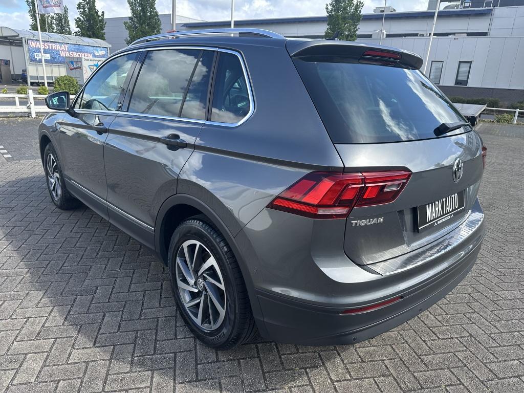 Volkswagen Tiguan 1.4 TSI Sound Navi Carplay Adaptive Cruise, Auto's, Gebruikt, Euro 6, 4 cilinders, Handgeschakeld