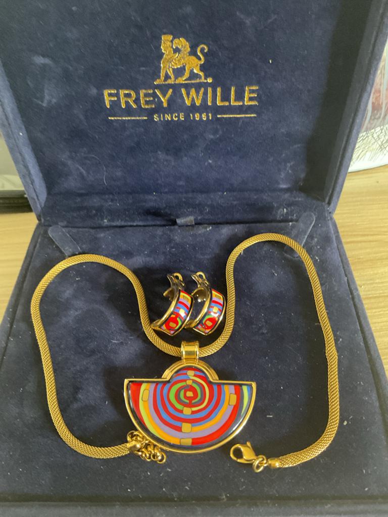 Frey Wille Ensemble: Ketting en Oorbellen in Originele Doos, Ophalen of Verzenden, Zo goed als nieuw, Overige kleuren, Overige materialen