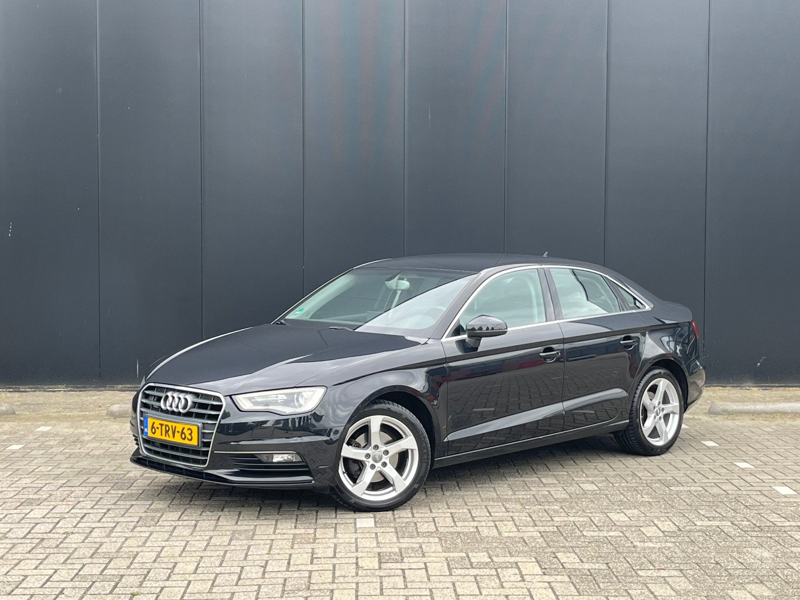 Audi A3 1.4 Tfsi 92KW Sedan 2014 Zwart, Auto's, Audi, Zwart, 4 cilinders, Zwart, Origineel Nederlands