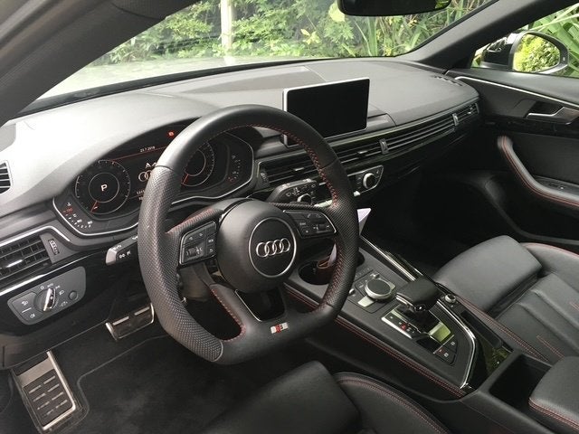 Foto 7 van Audi A4 Avant 1.4 TFSI 150 pk S tronic S line Black Edition