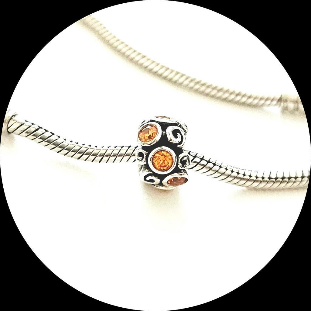 Pandora Rozenpad 790330OCZ / Oranje retired, Pandora, Ophalen of Verzenden, Zo goed als nieuw, 1 bedel