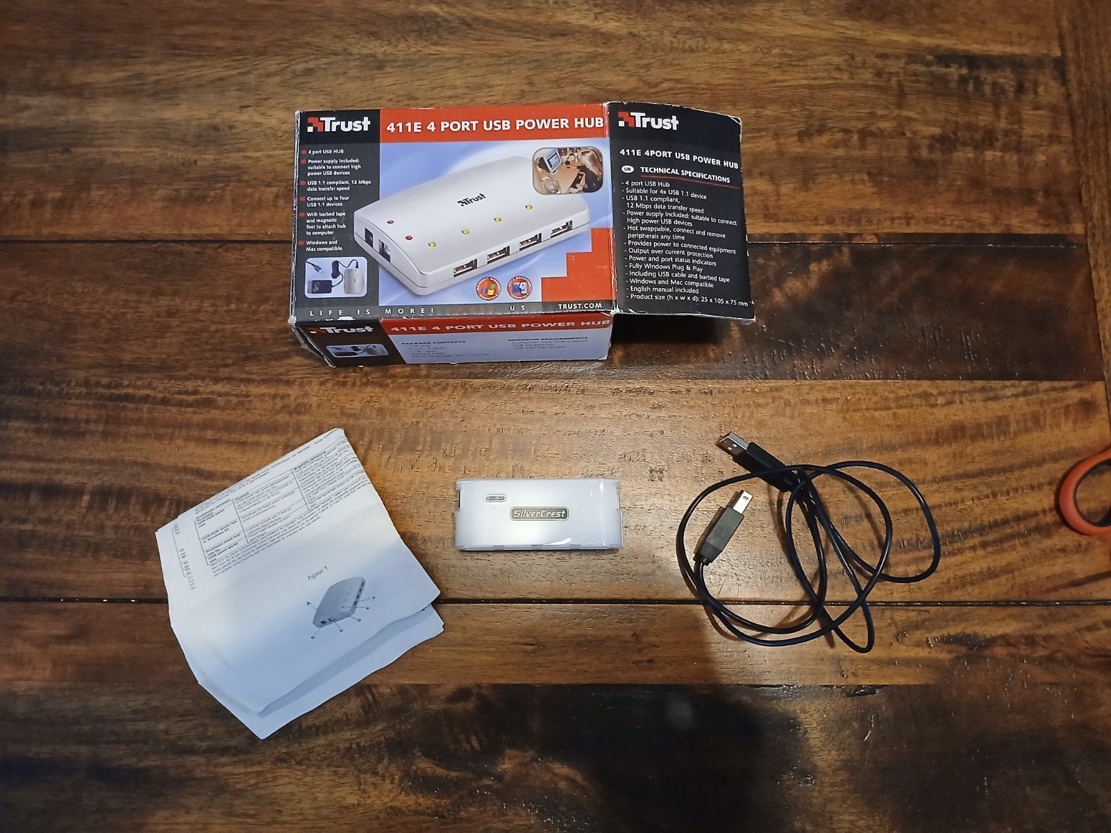 Trust 411E 4-poorts USB Power Hub - Nieuw in doos, Ophalen of Verzenden, Nieuw